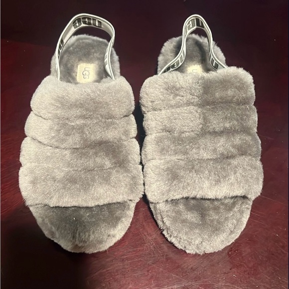 UGG Gray Fluffy Slide Slippers - Picture 1 of 3